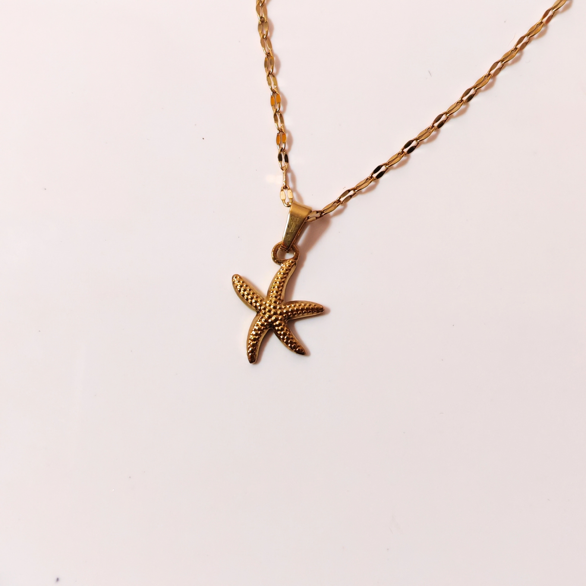 Collier avec pendentif
