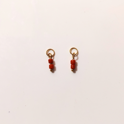 Charm Duo de perles rouges
